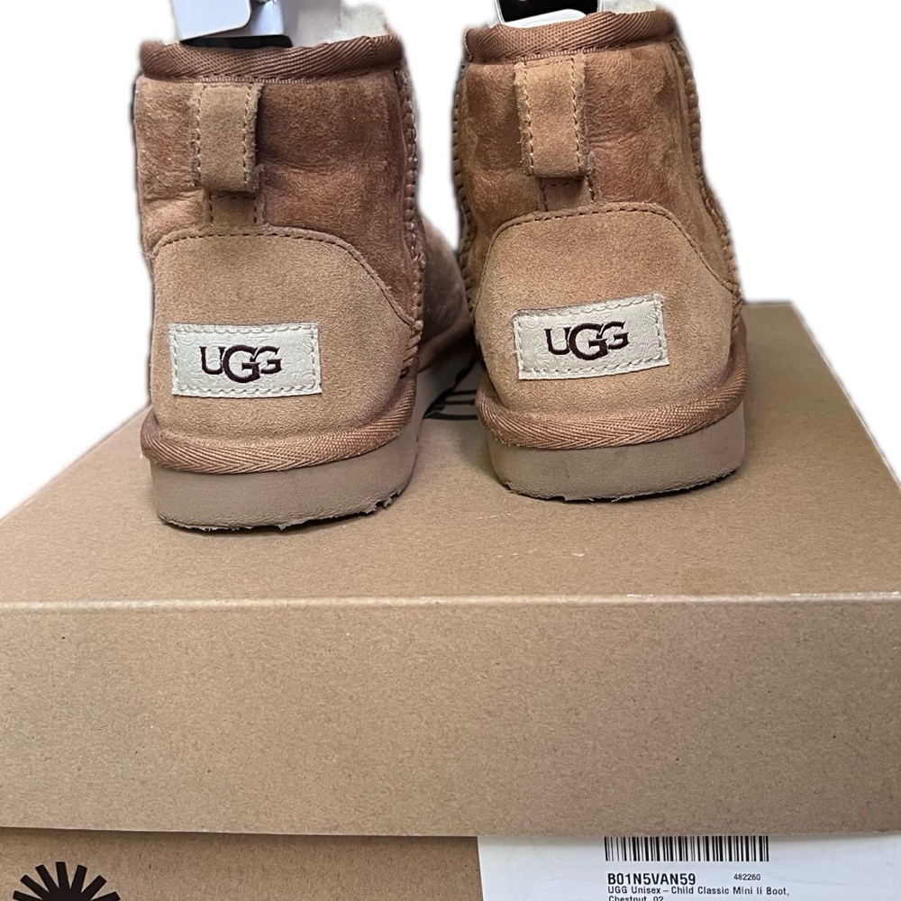 UGG Kids Chestnut Mini Boot